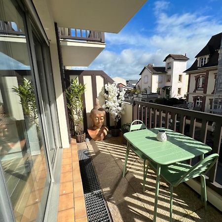 Appartement Hyper Centre De Cabourg Avec Balcon Bagian luar foto