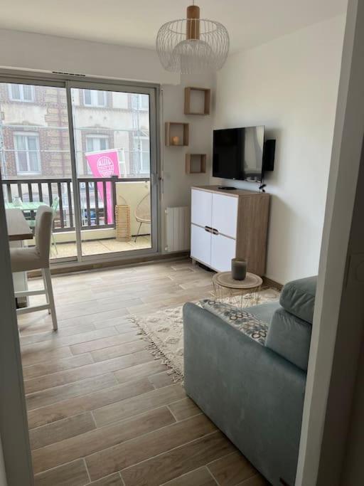 Appartement Hyper Centre De Cabourg Avec Balcon Bagian luar foto